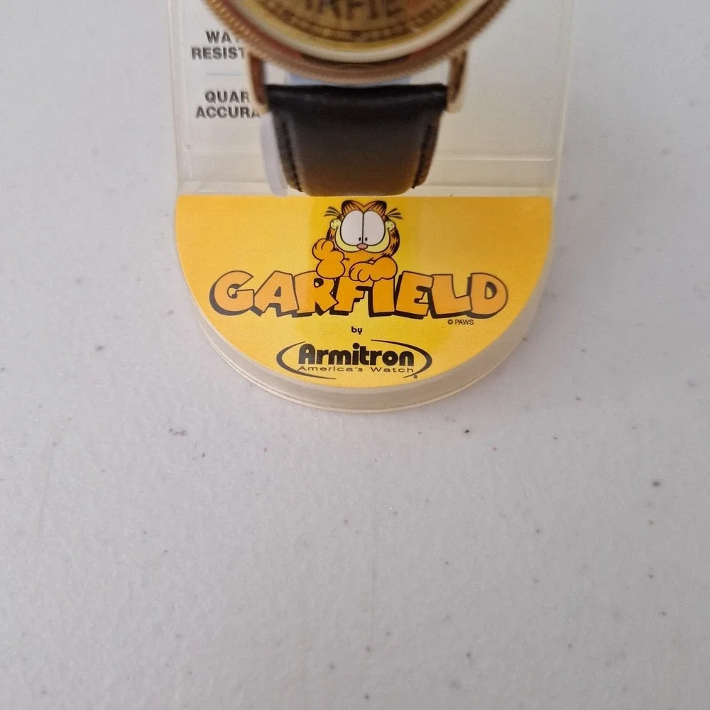 *RARE* NEW Vtg Garfield Armitron Watch Leather Gold Tone Quartz Water Resistant